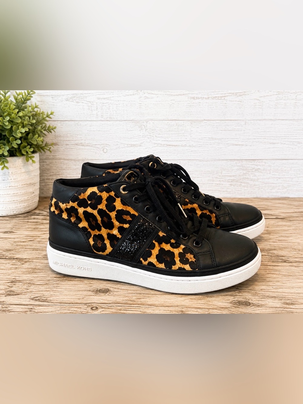🐆 Michael Kors Leopard Print High Top Sneakers | Women’s Size 7M